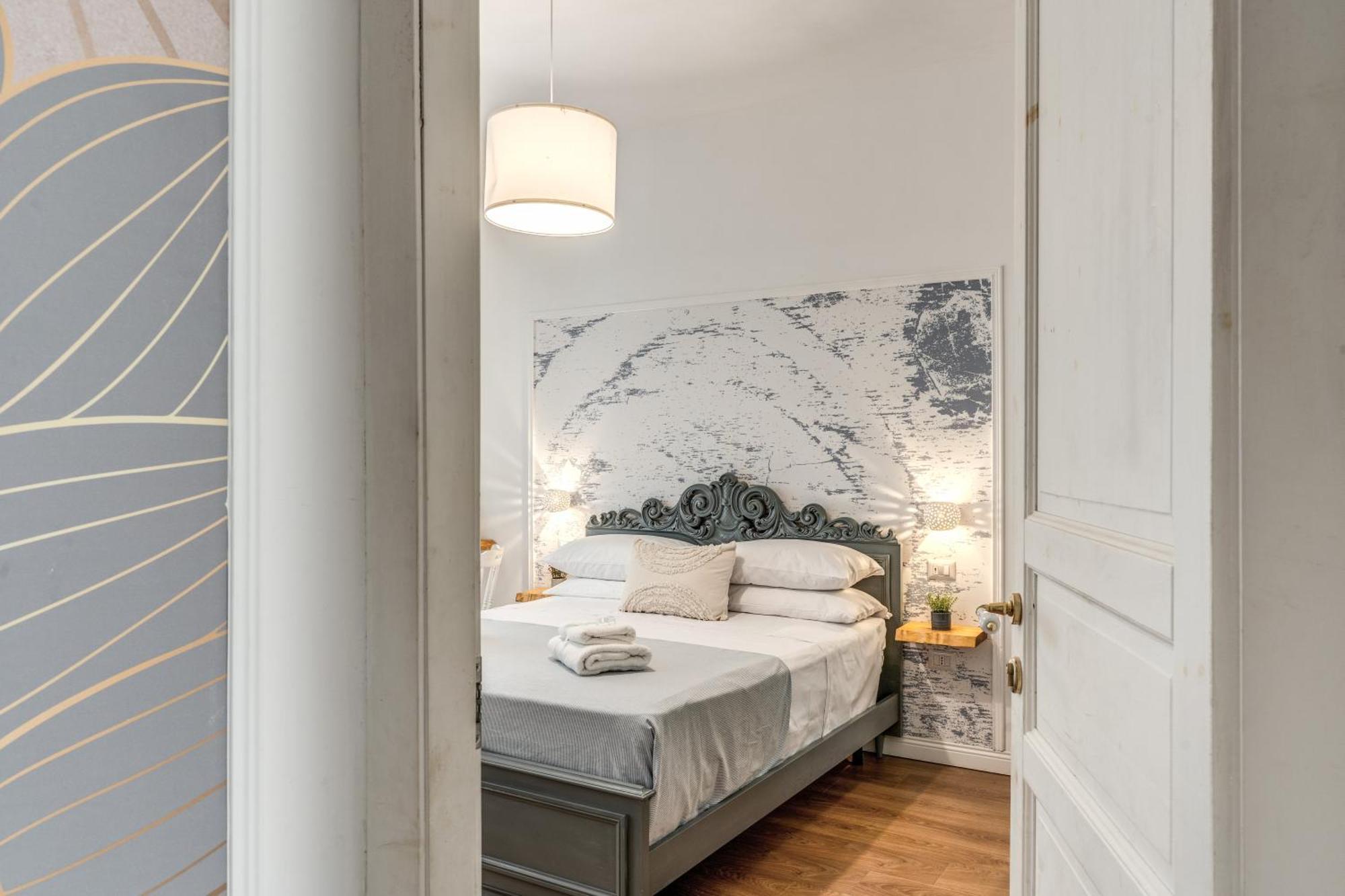 Annamaria Rooms Napoli Bagian luar foto